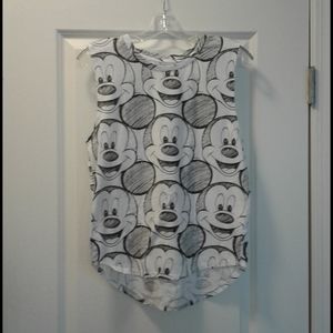 Disney shirt, ladies M, allover Mickey sketch